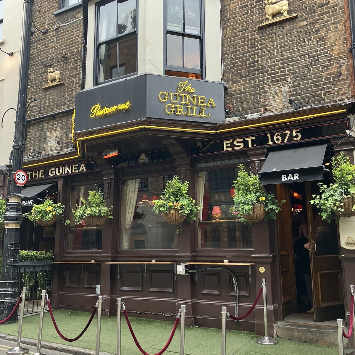 Mayfair's Hidden Drinking Dens