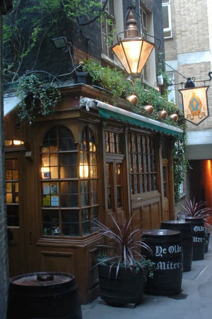 City of London Historic Pubs